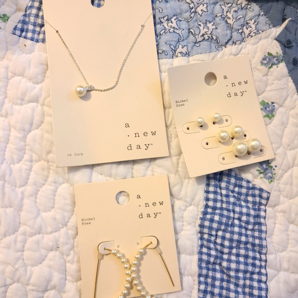 Necklace and earrings